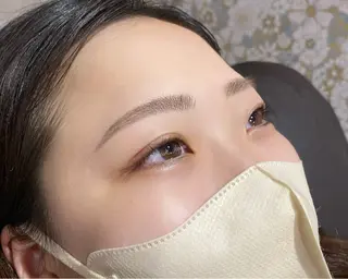 アイブロウ まつ毛サロン eyebeeのマツエク・マツパデザイン