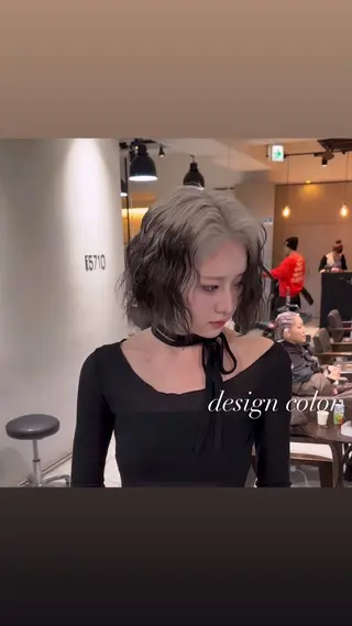 ミディアム カラー 💜ハイトーン💛 マジカルかいちゃんのヘアスタイル