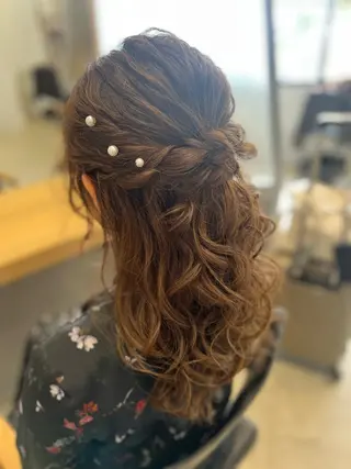 ヘアアレンジ 小池 夏美のヘアスタイル
