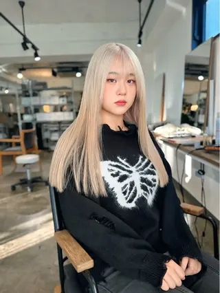 ロング カラー ✨艶ブリーチカラー ✨四ノ宮裕己のヘアスタイル