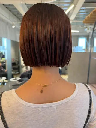 ショート カラー ボブ パーマ スタイリストのヘアスタイル