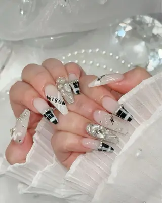 ネイル Nihonthy Nail 新宿のネイルデザイン