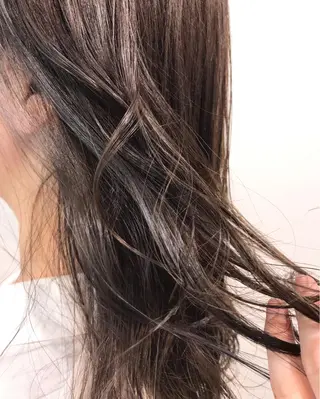 ミディアム カラー レイヤー/大人ボブ| ワタナベ リョウカのヘアスタイル