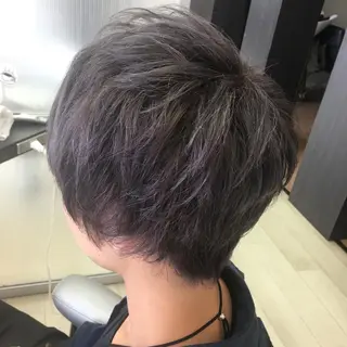 ショート カラー メンズ Kaede .のヘアスタイル