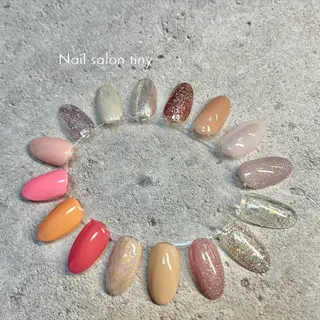 ネイル Nail salon tiny🩵のネイルデザイン