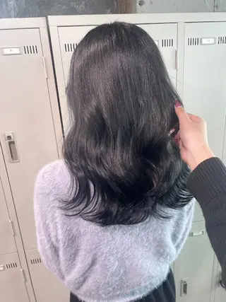 カラー 🪞THEATER 表参道店🩰のヘアスタイル