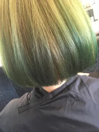 ミディアム カラー 小野岡 潤子のヘアスタイル
