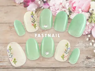 ネイル ファストネイル 越谷レイクタウン店のネイルデザイン