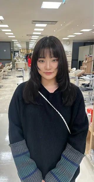 ロング シャドウパーマ／骨格 矯正カット　トモキのヘアスタイル