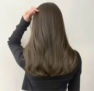 ロング カラー 遠藤 優里のヘアスタイル