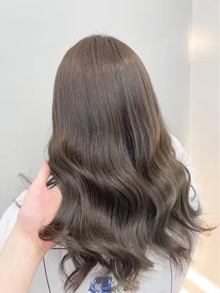 ロング 🥀ハイトーン/三澤 歩夢のヘアスタイル