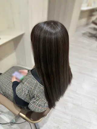 カラー 西村 華凜のヘアスタイル