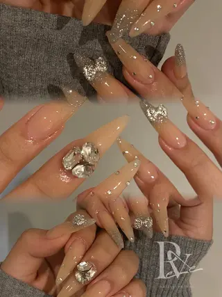 ネイル reve 🎀のネイルデザイン