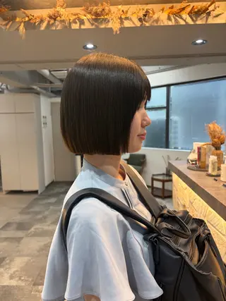 ショート 透明感/レイヤー /ダブルカラー🪽のヘアスタイル