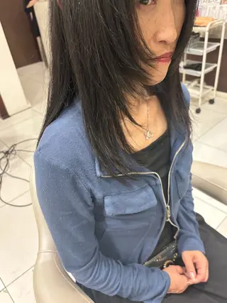 ロング 三 嶋のヘアスタイル