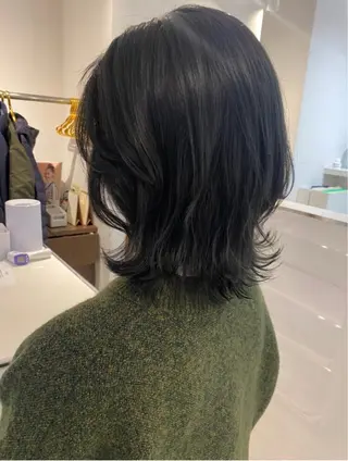 ミディアム カラー 清水 梨夏のヘアスタイル