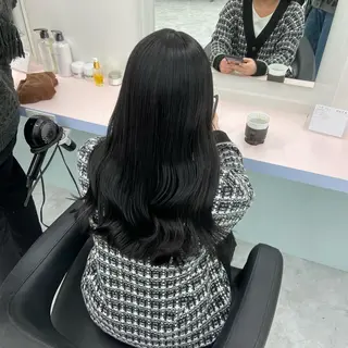 セミロング カラー レイヤー×透明感カラ ーHAYATOのヘアスタイル