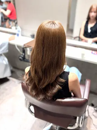 カラー 楠原 彩加のヘアスタイル
