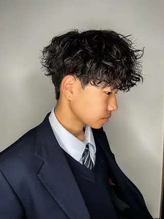 ショート カラー パーマ メンズ 🔥メンズ極🔥韓国 シャドウ/波巻き柿崎のヘアスタイル