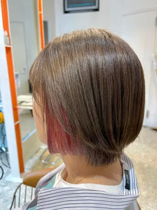 ショート カラー うしだ かおるのヘアスタイル