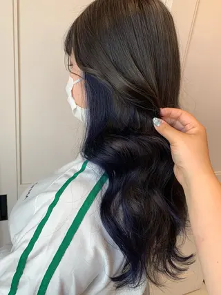 ロング 坂 瑞希のヘアスタイル