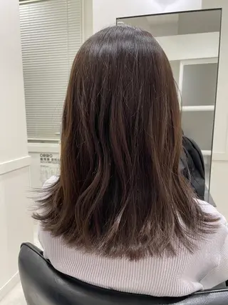 ミディアム 齋藤 真子のヘアスタイル