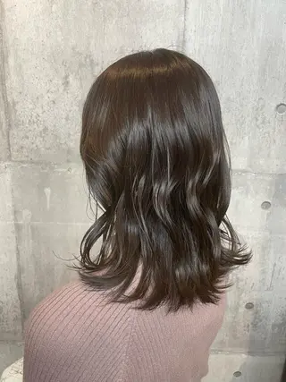 ミディアム ami .のヘアスタイル