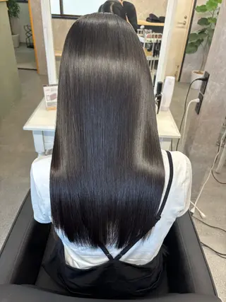 ロング かがみ/メンテナンス カット無料のヘアスタイル