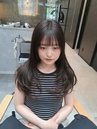 ロング 関口 知佳のヘアスタイル