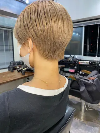 ショート カラー ボブとパーマの達人 /美容室難民の方是非のヘアスタイル