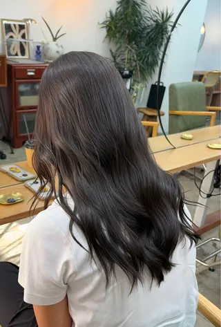 セミロング カラー まさと/ブリーチなし カラーレイヤーカットのヘアスタイル