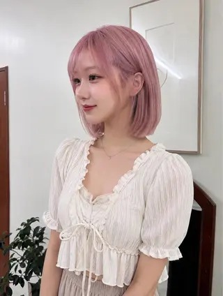 ショート カラー mitsuki ブリーチカラーのヘアスタイル