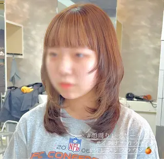 ミディアム カラー ヘアアレンジ インナー×縮毛矯正 ピンクカラー澤井里菜のヘアスタイル