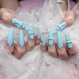 ネイル Jr.ネイリスト🤍 【Alissa】新栄のネイルデザイン
