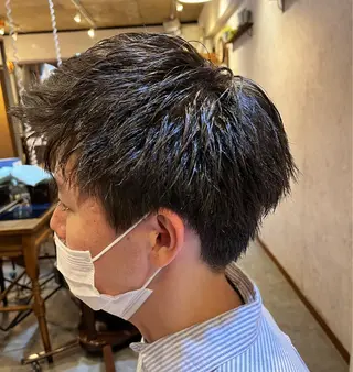 ショート メンズ 佐藤槙哉 サトウシンヤのヘアスタイル
