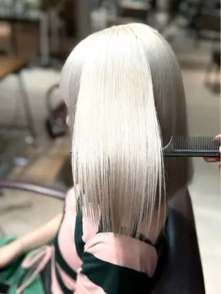 ミディアム カラー 🎀ハイトーン・艶 カラー HANA🎀のヘアスタイル