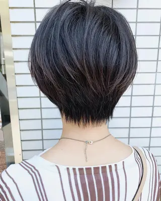 ショート 大人女性ショート専門 tomodaのヘアスタイル