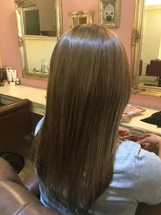 ロング カラー plaatje 義見のヘアスタイル
