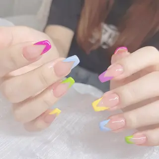 ネイル Unanina 林のネイルデザイン