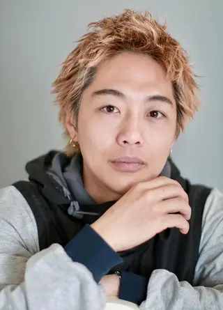 ショート カラー NOA 青木のヘアスタイル