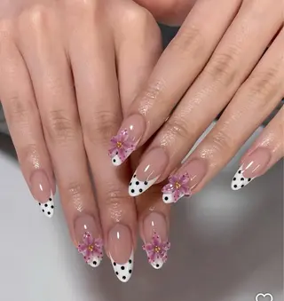 ネイル Aria Nail Beautyのネイルデザイン