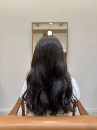 セミロング 出口 凜乃介のヘアスタイル