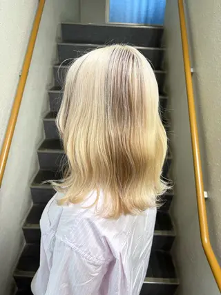 セミロング ナチュラルヘア🦋 のの  YECCAのヘアスタイル