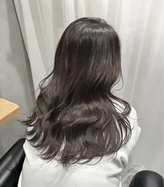 ロング カラー 長井 陽菜のヘアスタイル