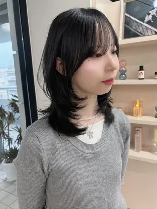 ミディアム nanami IROW大名のヘアスタイル