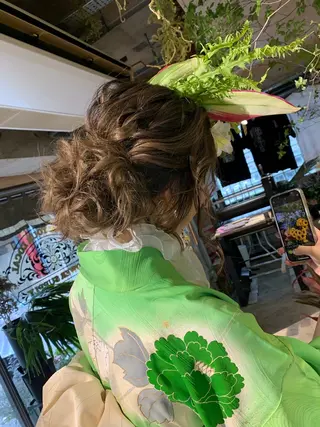 ヘアアレンジ 三富 千秋のヘアスタイル