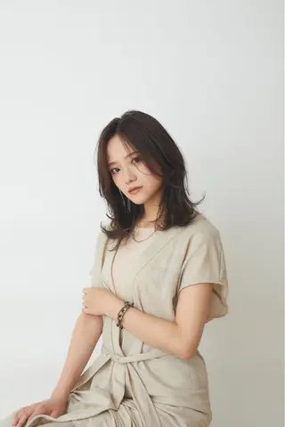 ミディアム カラー パーマ KONOMI スタイリストのヘアスタイル