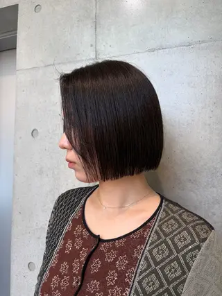 ショート カラー ヘアアレンジ ボブ艶モテカラー🫧 カリンのヘアスタイル