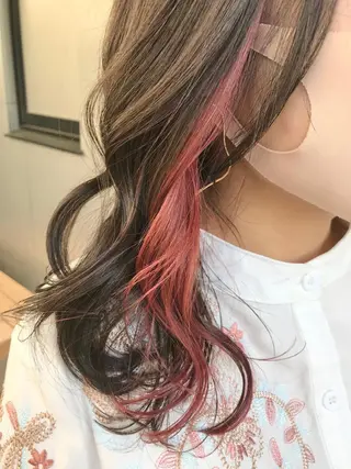 セミロング カラー navile momoのヘアスタイル