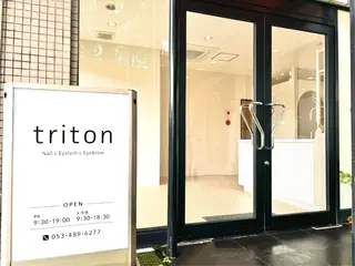 ネイル triton上島店 鈴木のネイルデザイン